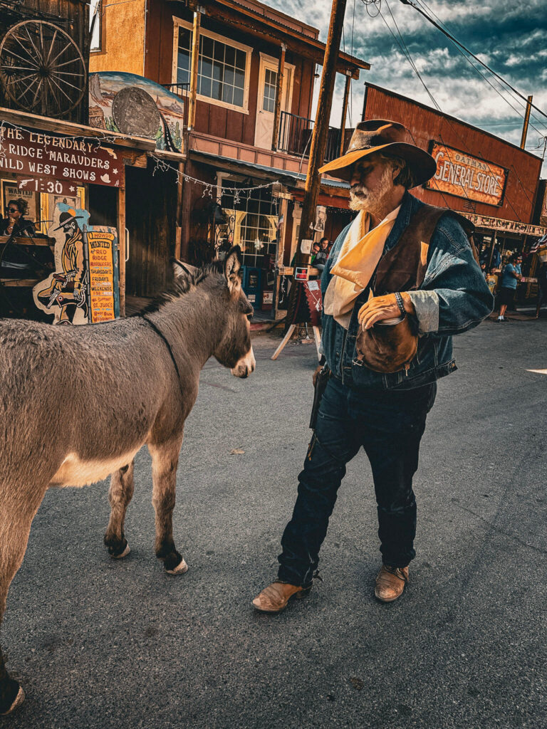 Oatman Wild West Cowboy Show
